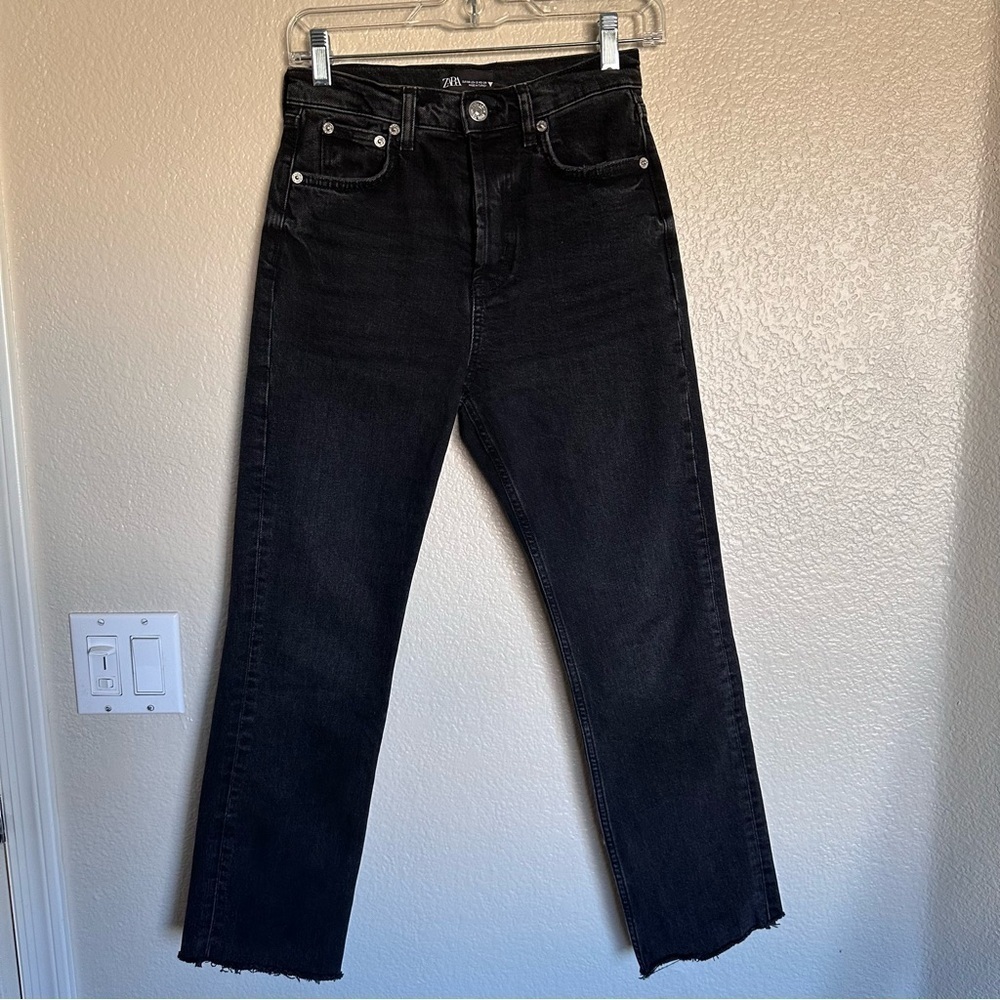 Zara Black Button Fly Raw Hem Straight Leg Jeans Size 2 - Picture 3 of 12